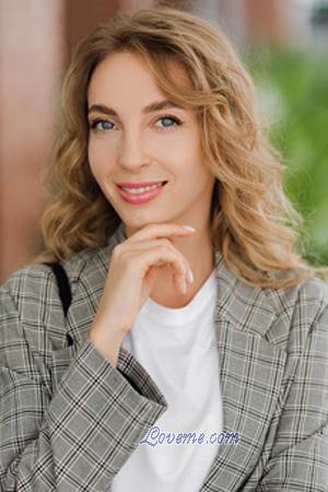 213943 - Julia Age: 27 - Ukraine